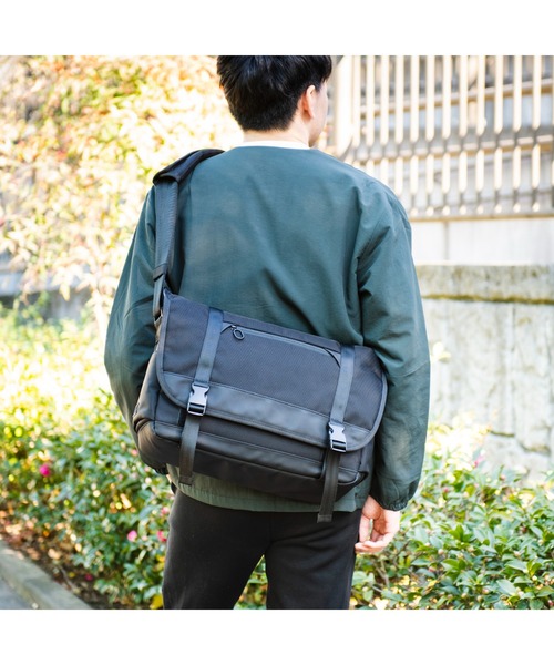 ace. ショルダーバッグ ace./エース バフェクト A4サイズ