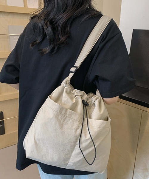   トリプルコンパートメント クロスボディバッグ COACH OUTLET｜【公式】ハドリー コンバーチブル クロスボディ