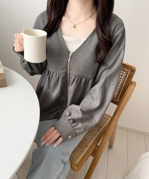 【mily bilet】 トップス カーディガン レディース スウェード ポンチ へプラム ダブル ジップ ジャケット 長袖 羽織り ロングシーズン mily bilet カーディガン 「mily bilet」大人の可愛げ、計算済み