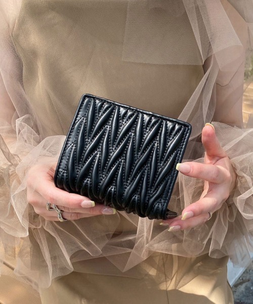 ＊未使用品＊ブラック キルティング/シルバー 折り財布 ケース DONOBAN（ドノバン） ミニ 二つ折り 二つ折り財布 財布 キルティング