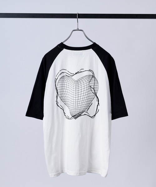 Confirm（コンファーム） tシャツ 韓国ストリート ハート / メタル文字