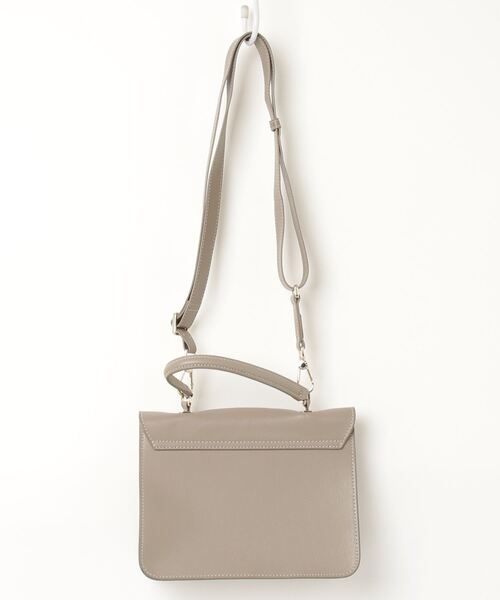FURLA ベージュ ショルダーバッグ FURLA ベージュ ショルダーバッグ ゴールド金具