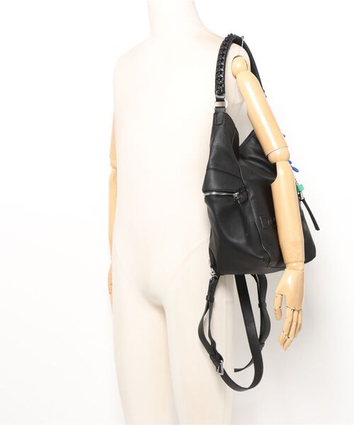 新品　タグ付き　レザー2way バッグ　デシグアル Desigual（デシグアル） デイバック リュック 3Dロゴ フェイクレザー