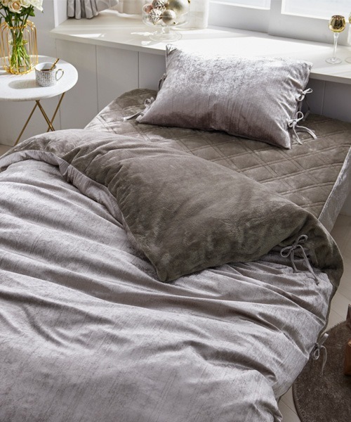 ジェニファーテイラー ベッド（布団、寝具） | 家具、インテリア の