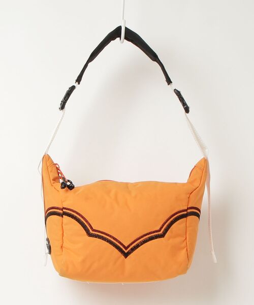 TOGA（トーガ） 刺繍ショルダーバッグ「OUTDOOR PRODUCTSコラボ