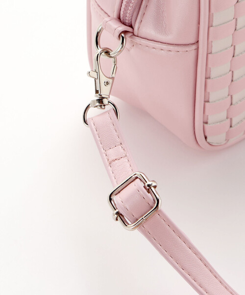 BeBe（ベベ） ショルダー ショルダーバッグ レザー調編み込みリボン
