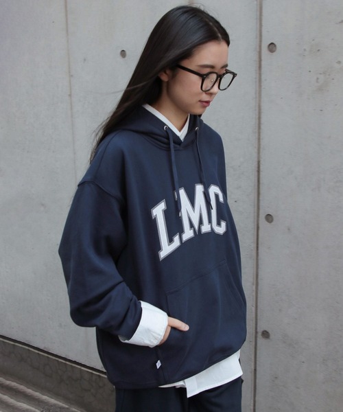 パーカー・フーディ LMC TEAM ARCH HOODIE cream 0LM23FHD105CRM パーカー・フーディ LMC TEAM ARCH HOODIE black 0LM23FHD105BLK