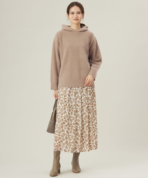 自由区（ジユウク） スカート スノーフラワープリント スカート