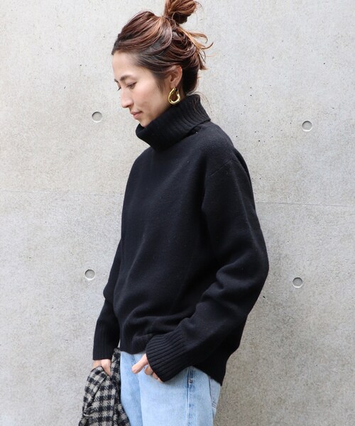 ブラックタートルネックニット trim_ofkss_item3ebb89e0a72b11e