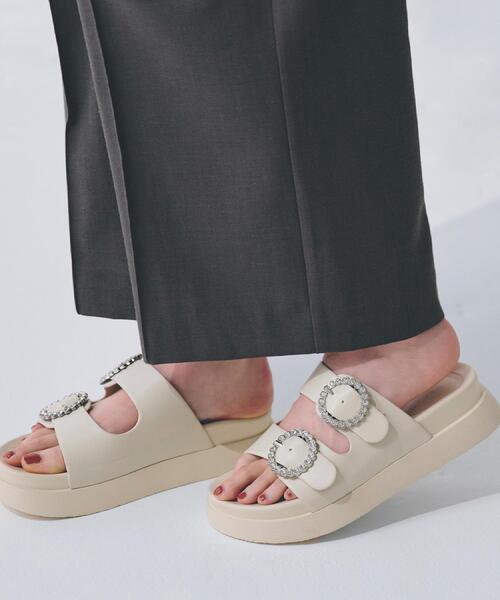 美品　ロシャス ビジュー付き サンダル37 Rochas】クリスタルビジューサンダル サイズ37 - メルカリ