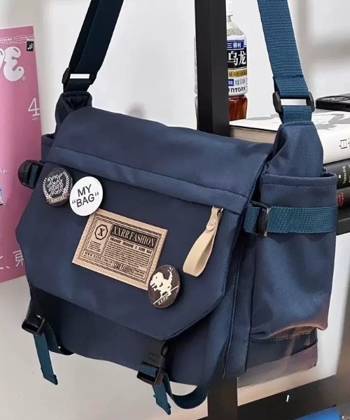 希少90sPatagoniaショルダーバッグ　メッセンジャーバッグ patagoniaパタゴニア ナイロン メッセンジャーバッグ 黄緑