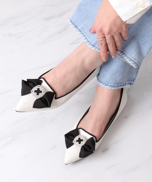 アルテミス by ダイアナ（artemis by DIANA）/ビジューリボン　オペラカットフラットシューズ artemis by DIANA（アルテミス by ダイアナ） パンプス ビジューリボン