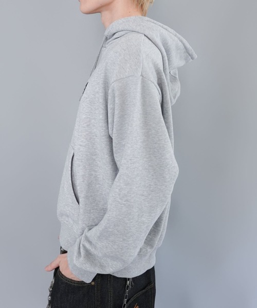 SPINNS（スピンズ） パーカー 短丈スウェットパーカー/ハート/バック