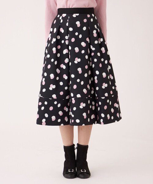TO BE CHIC ドット柄フレアスカート ブラック TO BE CHIC ドット柄フレアスカート ブラック TO BE CHIC（トゥー ビー