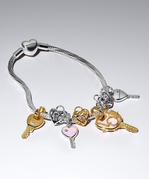 PANDORA（パンドラ） チャーム オープンワーク ハート パドロック