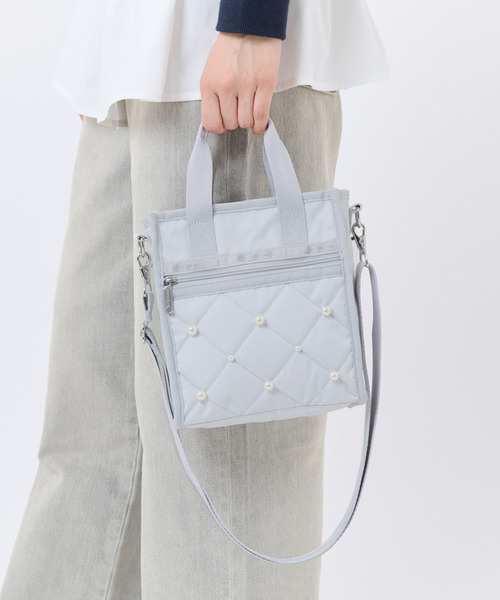 ショルダーバッグ バッグ MINI N/S TOTE W/ PEARLS ミストグレーパール レディースの画像