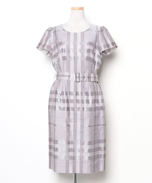 BURBERRY チェック柄 半袖ワンピース BURBERRY 「BURBERRY」 チェック柄半袖ワンピース 40 グレー
