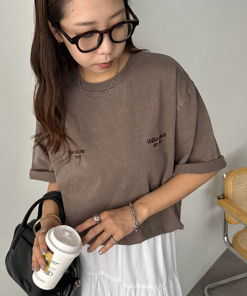 Discoat tシャツ 「ユニセックス」ピグメント刺繍ロゴTシャツ