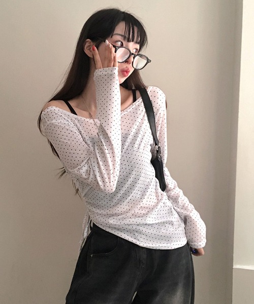 【完売商品】fiolily ドットチュールアシンメトリートップス tシャツ 「26年春新作」アシンメトリードロストドット柄シアートップス
