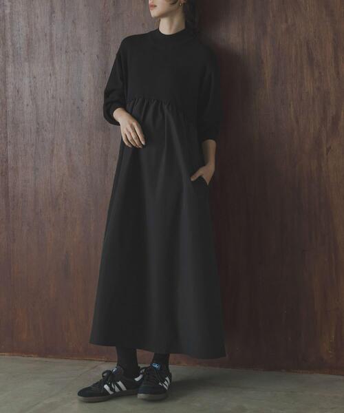 サマーセール【新品未使用】マンシングウェア　ストレッチモックネックワンピース ワンピース モックネック 長袖 ロングワンピース シンプル 【lswpaw24