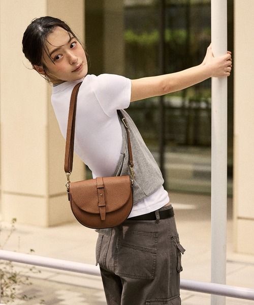 CHARLES ＆ KEITH（チャールズ&キース） ショルダーバッグ バッグ 
