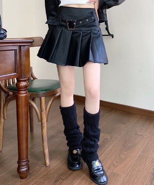 Achic スカート ヴィンテージ Puレザープリーツスカート