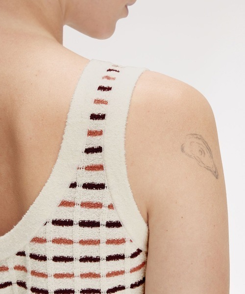 FRED PERRY ワンピース Boucle Knitted Dress／ブークレニット