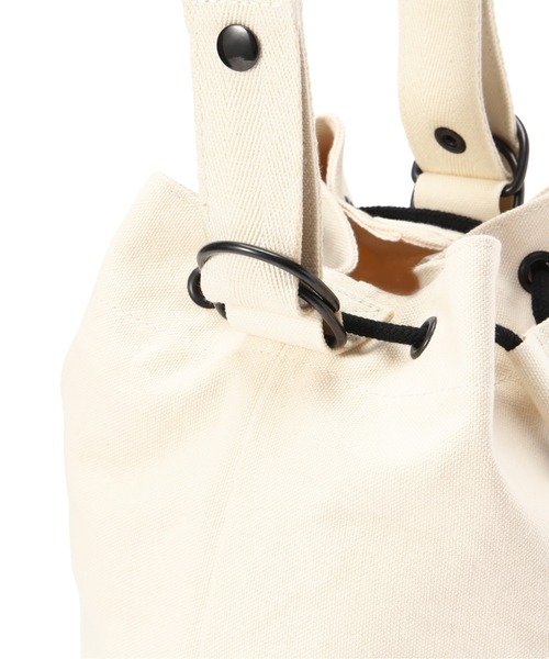 MHL. HEAVY CANVASキャンバスショルダーバッグ白*1428 COTTON CANVAS | MARGARET HOWELL（マーガレット・ハウエル） ｜【公式