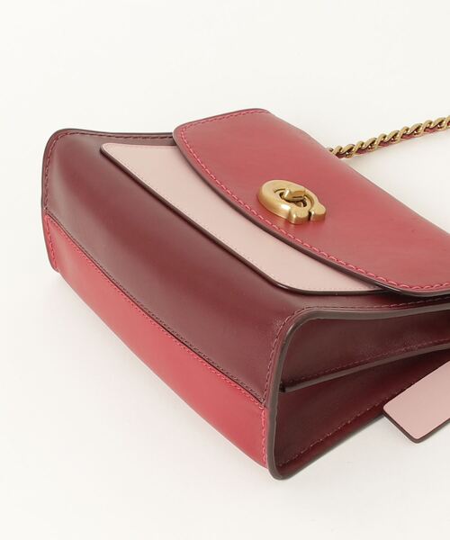 COACH レッド ショルダーバッグ COACH 「COACH」 ショルダーバッグ - レッド レディース