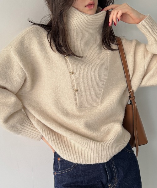 SATUR ベージュ Vネック セーター ボタン付き vネック ニットセーター レディース秋冬[品番：AGCW0003604