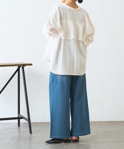美品 Jena espace merveilleux 後ろヨークラッフルシャツ Jena espace merveilleux（ジェナ エスパスメルヴェイユ） ブラウス