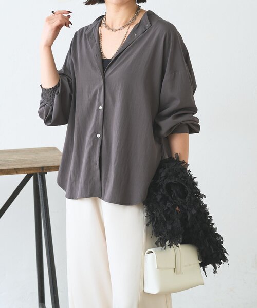 美品 Jena espace merveilleux 後ろヨークラッフルシャツ 大人気リバイバル】後ろヨークラッフルシャツ | Jena espace