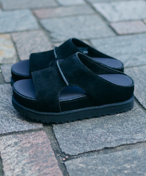UGG Australia（アグオーストラリア） サンダル W GOLDENSTAR HI