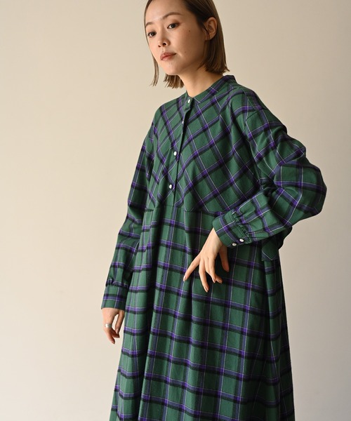 「HERENCIA」 長袖ワンピース MEDIUM グリーン系その他 レディースの画像