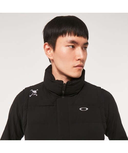 OAKLEY（オークリー） ベスト ジレ SKULL TRANSFORM DOWN VEST 2.0
