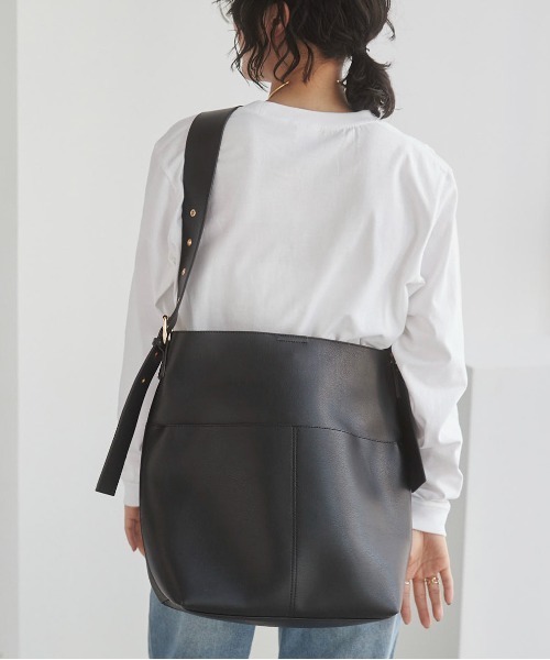 ANGIE ショルダーバッグ バッグ ワンハンドル2WAYショルダーバッグ