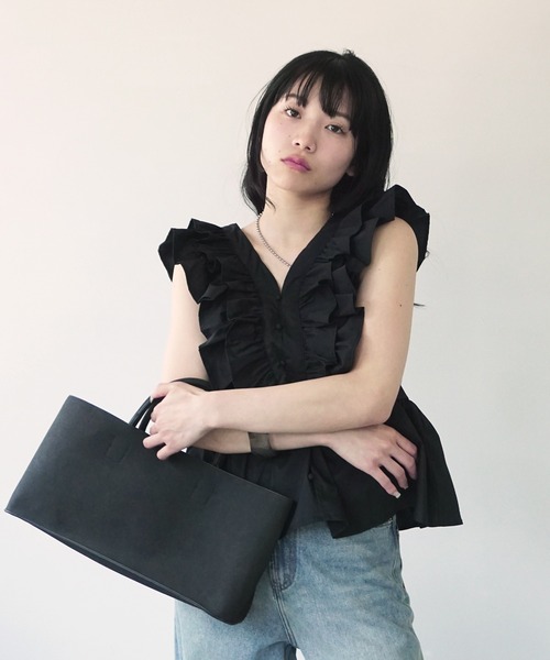「O'fmus」ラッフルフレアトップス ofmw25s063 レディース