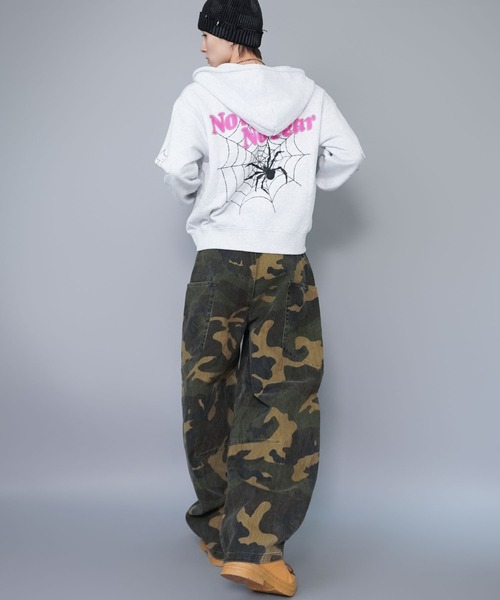 SPINNS（スピンズ） パーカー 短丈ダブルジップパーカー/ストーンロゴ