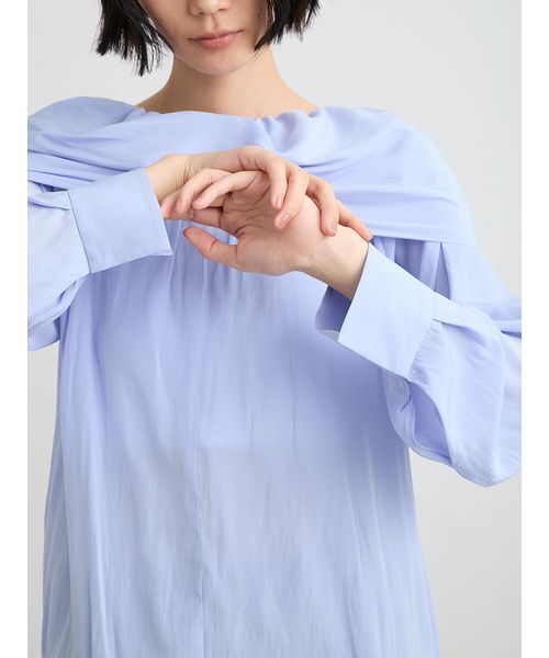 MIESROHE（ミースロエ） ブラウス シャツ 「洗える」オフショルダー