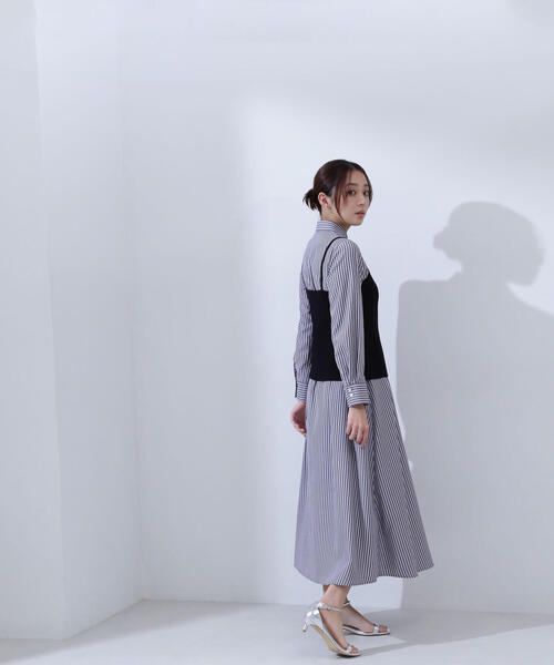 「NATURAL BEAUTY BASIC」 コンビワンピース SMALL ブルー レディースの画像