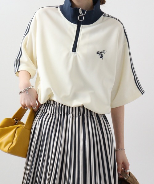 SUGGESTION tシャツ ハチ刺繍サイドライン半袖ハーフジップ