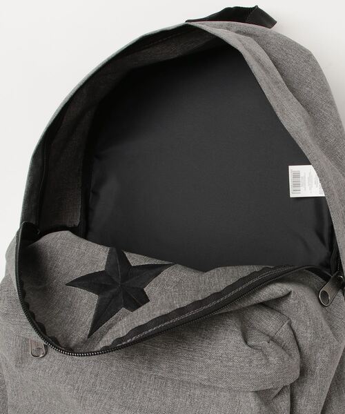 EASTPAK メッセンジャーバッグ グレー EASTPAK メッセンジャーバッグ グレー