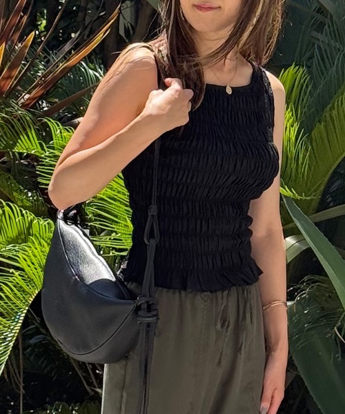 バッグ 2000s banana republic sling bag khaki 2000s banana republic sling bag khaki - メルカリ