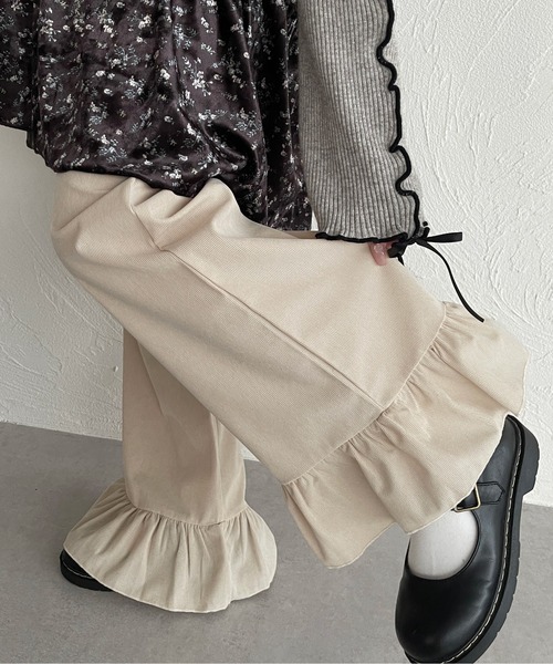 unica コーデュロイアシメフリルパンツ　カーキ　　　LADIES kutir（クティール） パンツ コーデュロイフリルフレアパンツ