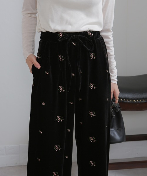 pumpkin port（パンプキンポート） パンツ 花柄刺繍 ベロア イージー
