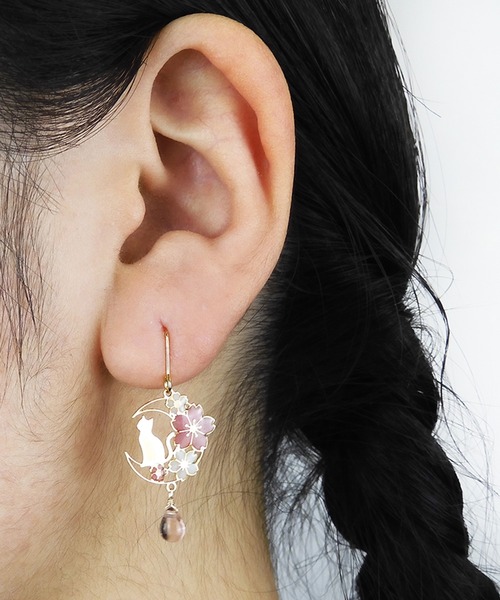 ฅ❤️ ねこ　猫　レジン　桜　さくら　花　ピアス　イヤリング　ハンドメイド gargle（ガーグル） ピアス ガーグル：SAKURAシリーズ ネコと夜桜