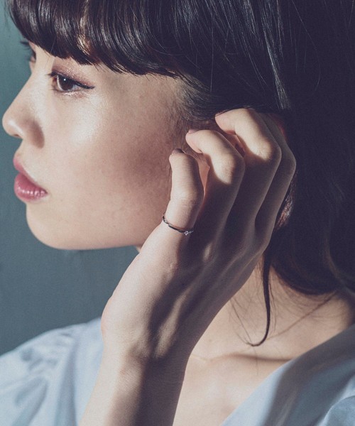驚きの値段 指輪 K10wg ツイスト ダイヤモンド ピンキーリング ランキング受賞 Www Yalaphone Com