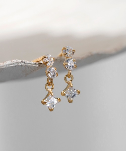 ANEMONE（アネモネ） ピアス 2粒×スクエアビジューピアス「K10