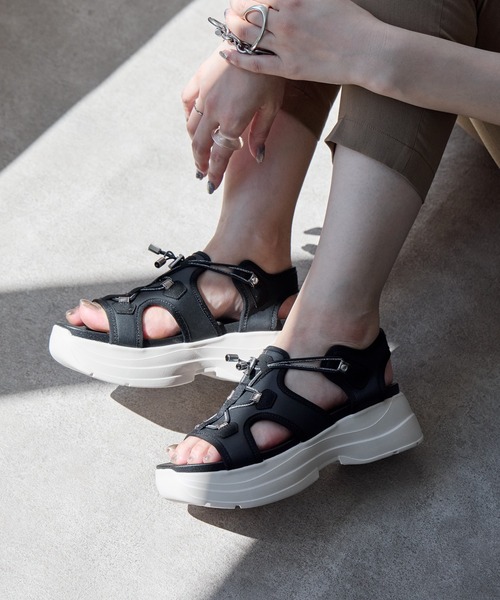 美品【HIMIKO】厚底カバードスポーツサンダル HIMIKO サンダル 「HIMIKO」厚底カバードスポーツサンダル
