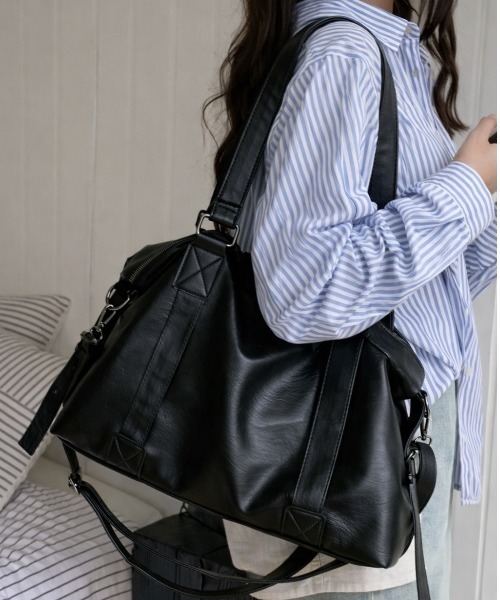 【極美品】 ポルシェデザイン ボストンバッグ ナイロン レザー pyornim（ピョルニム） ボストンバッグ 「2WAY」「A4サイズ対応